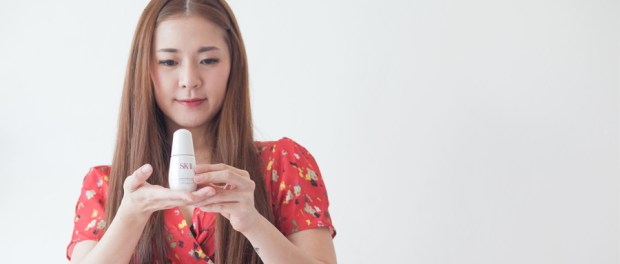 SK-II Genoptics aura essence รีวิว